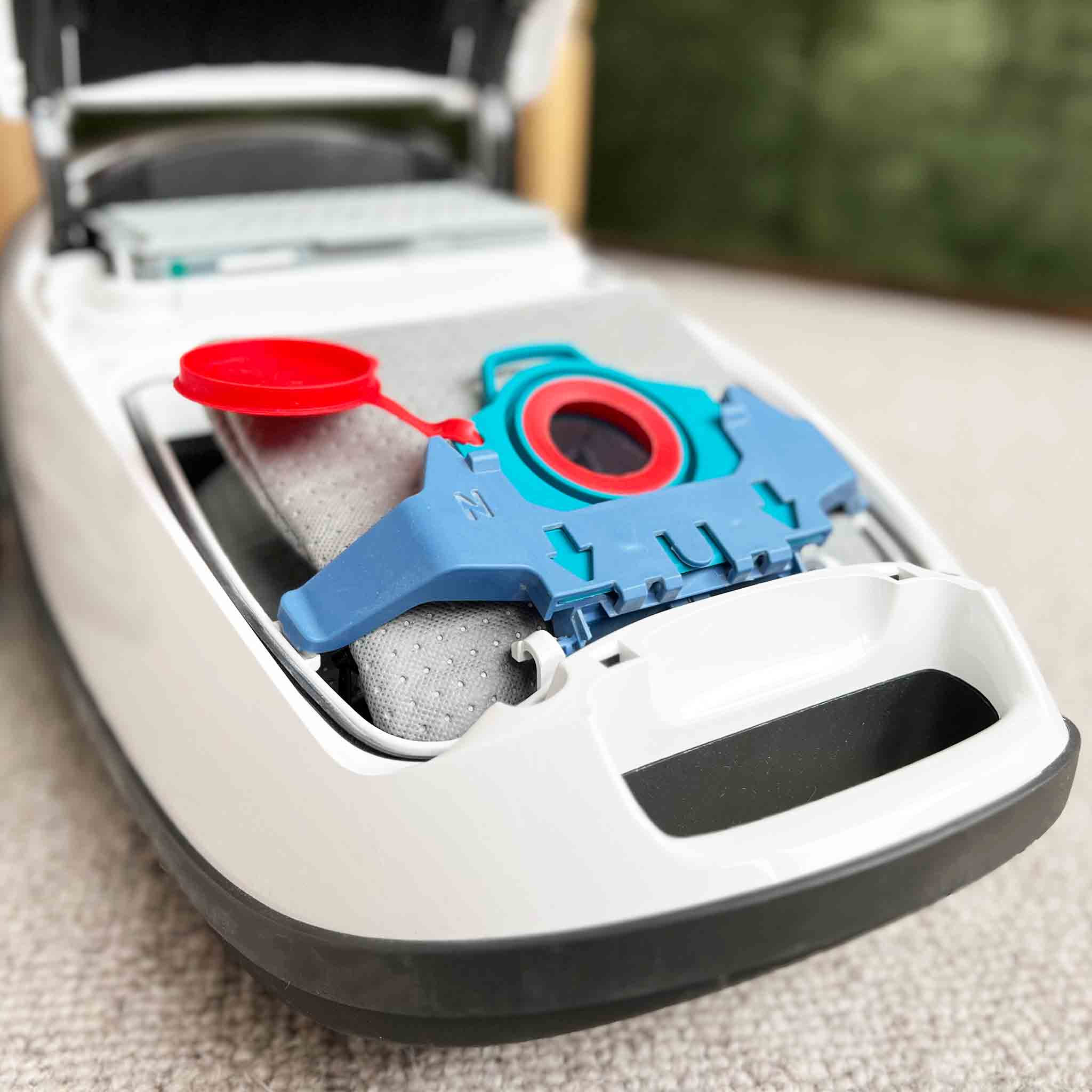 Reusable dust bag for Miele Classic/Complete fitted inside the vacuum cleaner
